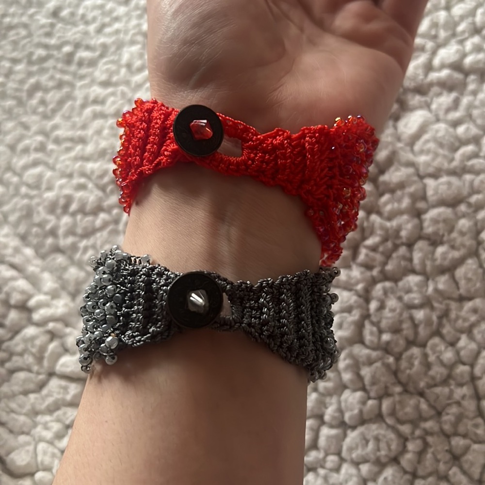 Beaded String Bracelets ⭐️ - Picture 7 of 11